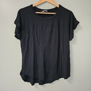 Black roll tab tee